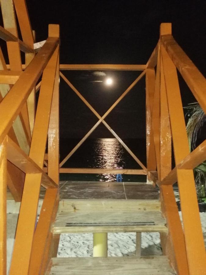 מלון San Andrés Miss Bassy'S Lodging מראה חיצוני תמונה