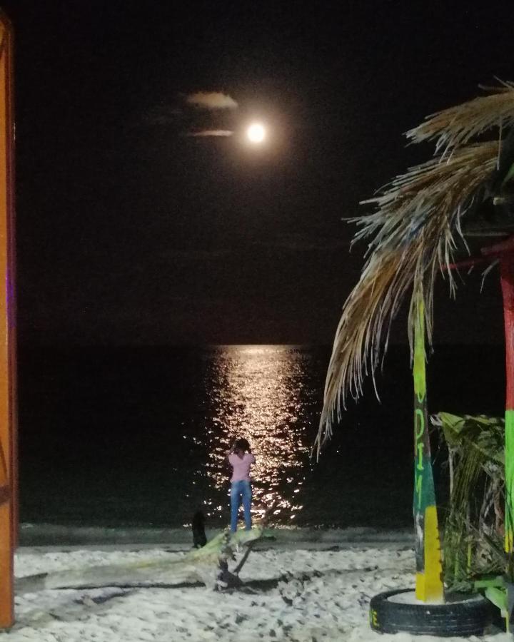 מלון San Andrés Miss Bassy'S Lodging מראה חיצוני תמונה